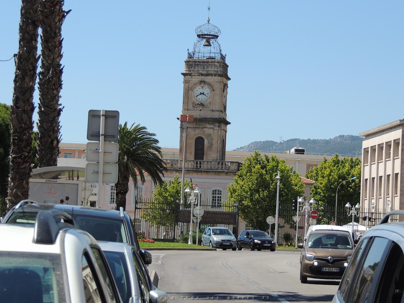 39 Toulon Arsenal La Tour de l'Horloge.JPG -           